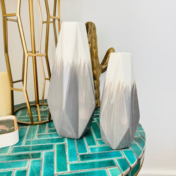 2 VINTAGE White Grey Gray Ridged Ceramic Vase Decor Mid Century Modern Retro - Picture 2 of 9